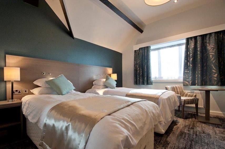 The Portland Hotel Wetherspoon Chesterfield Ngoại thất bức ảnh